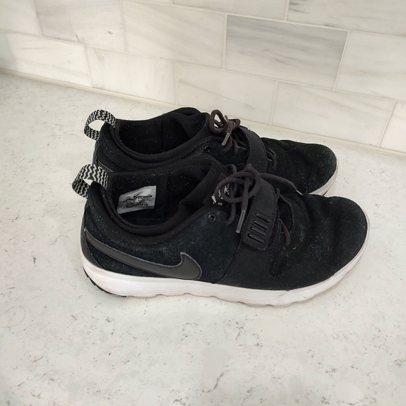 NIKE TRAINERENDOR MENS SIZE 9 SNEAKER - Picture 2 of 7